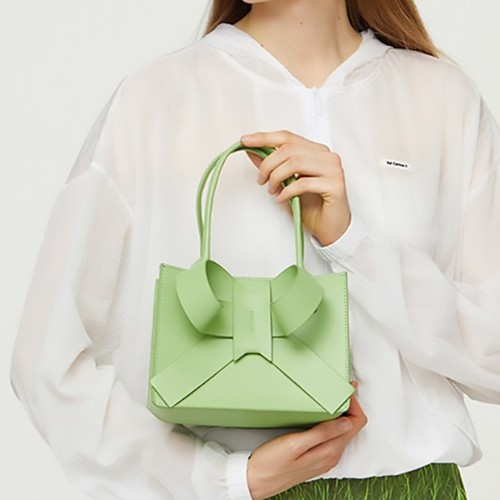 the marc jacobs crossbody bag