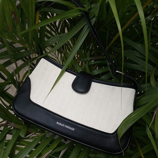 Retro Underarm Stick Bag Splicing Single Shoulder Genuine Leather Womens Bag - Memoo.com Retro Underarm Stick Bag Splicing Single Shoulder Genuine Leather Womens Bag - Memoo.com