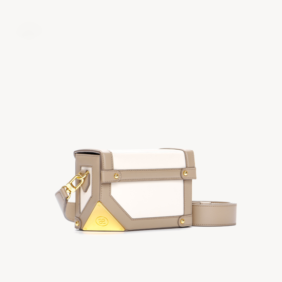 Missing corner shoulder crossbody bag, niche high-end commuter womens bag - Memoo.com Missing corner shoulder crossbody bag, niche high-end commuter womens bag - Memoo.com